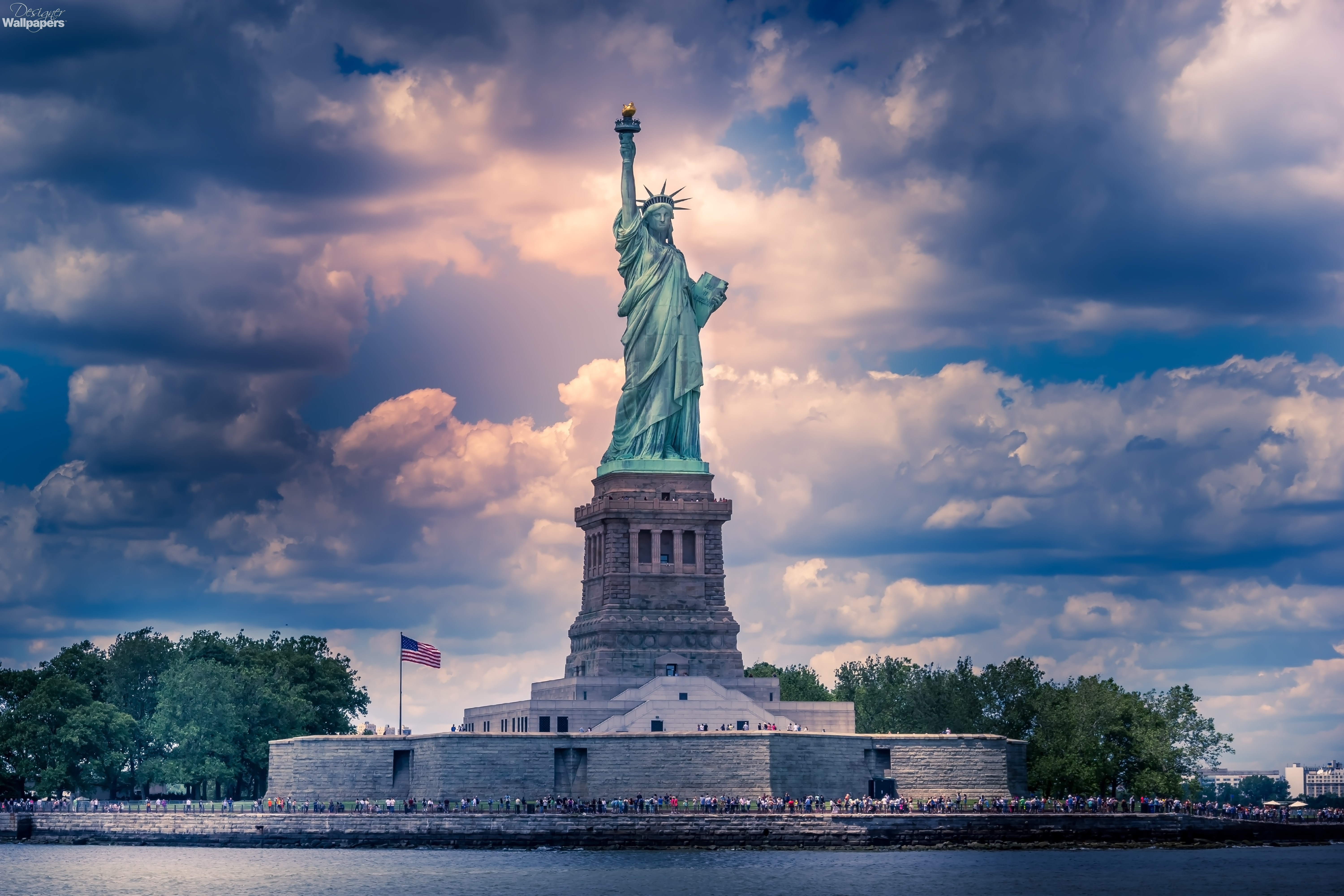 Башня статуя свободы. New York City статуя свободы.